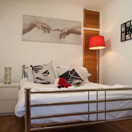 Apartasuites London Emerald Екстер'єр фото