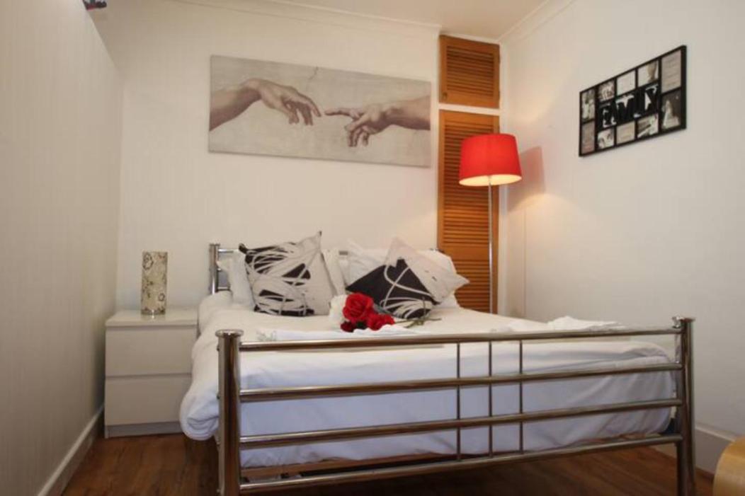 Apartasuites London Emerald Екстер'єр фото