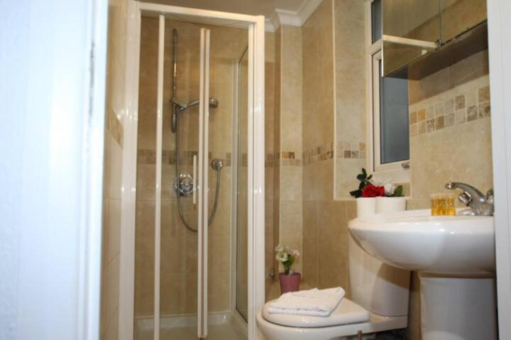 Apartasuites London Emerald Екстер'єр фото